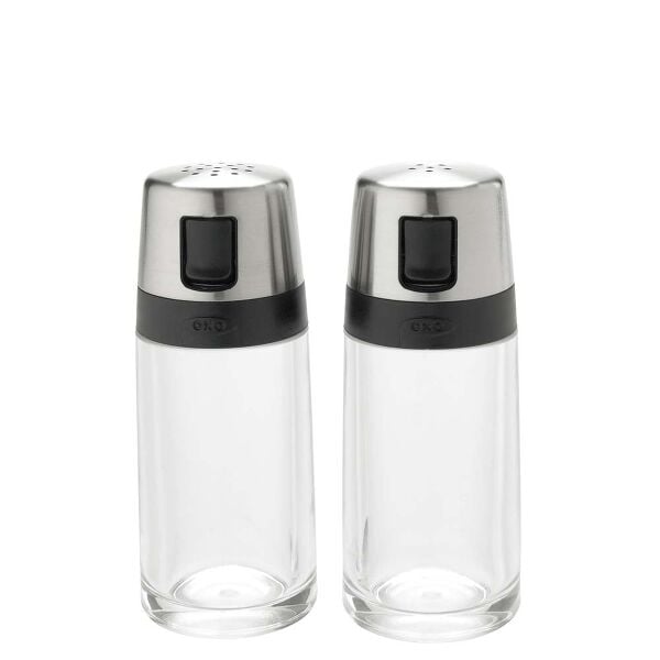 Simple Salt and Pepper Shaker Set E7