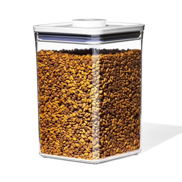 OXO Good Grips Pet POP Container – 4.4 Qt/4.2 L with Scoop W5