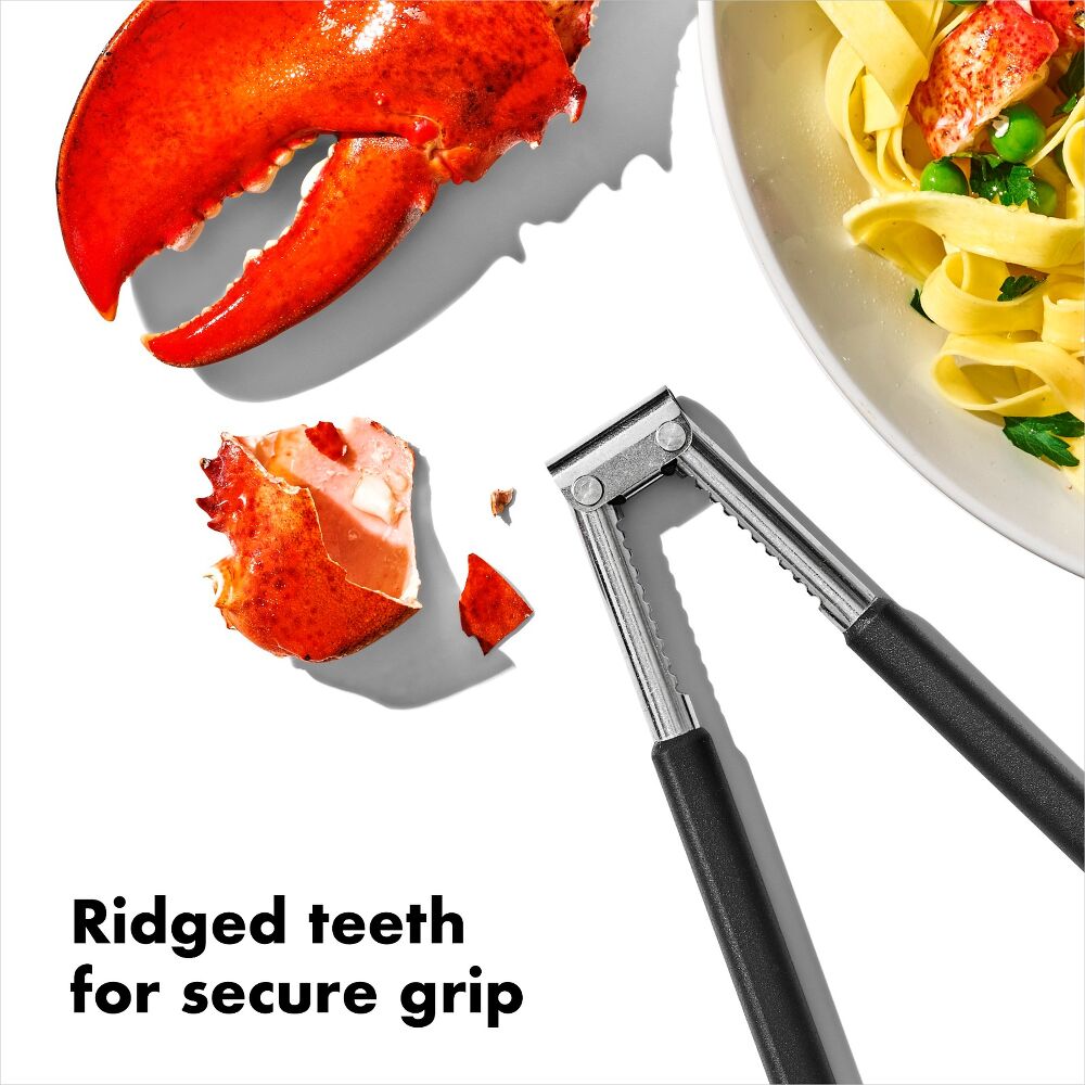 Seafood And Nut Cracker F8