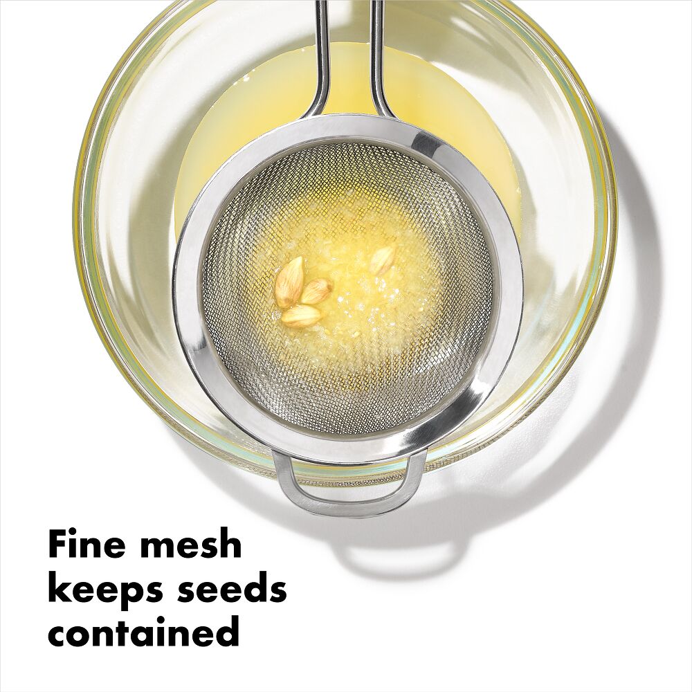 OXO Good Grips 3 in./7.6 cm Mini Strainer B6