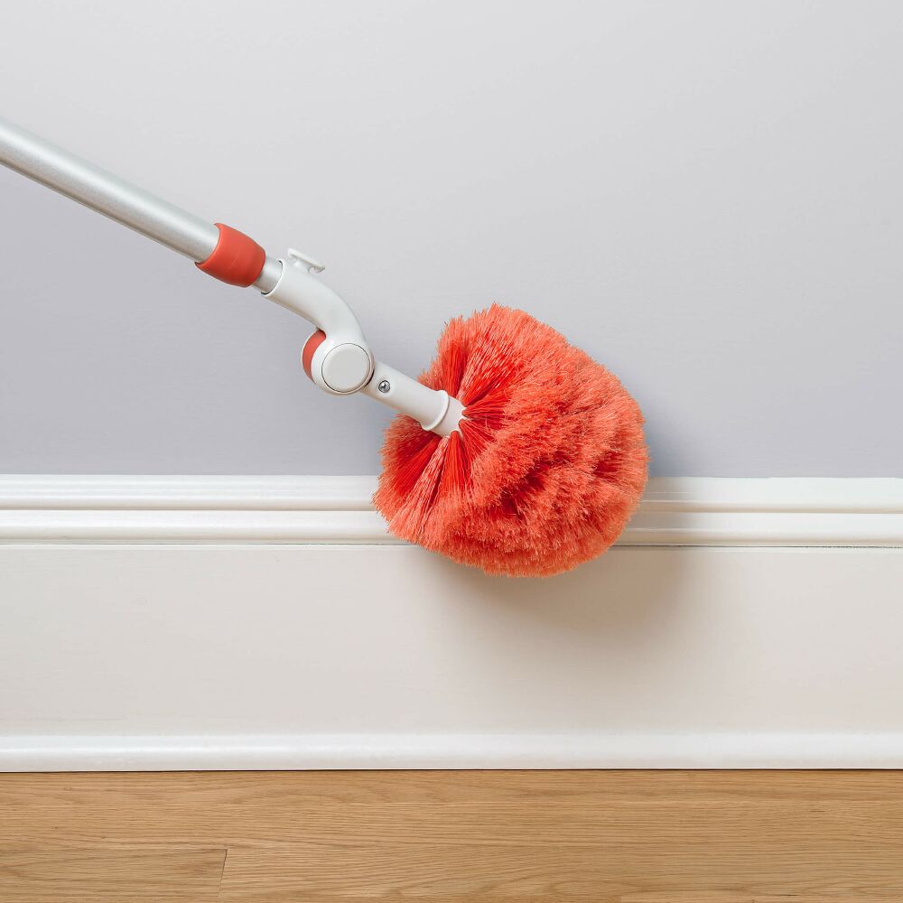 Long Reach Dusting System F0