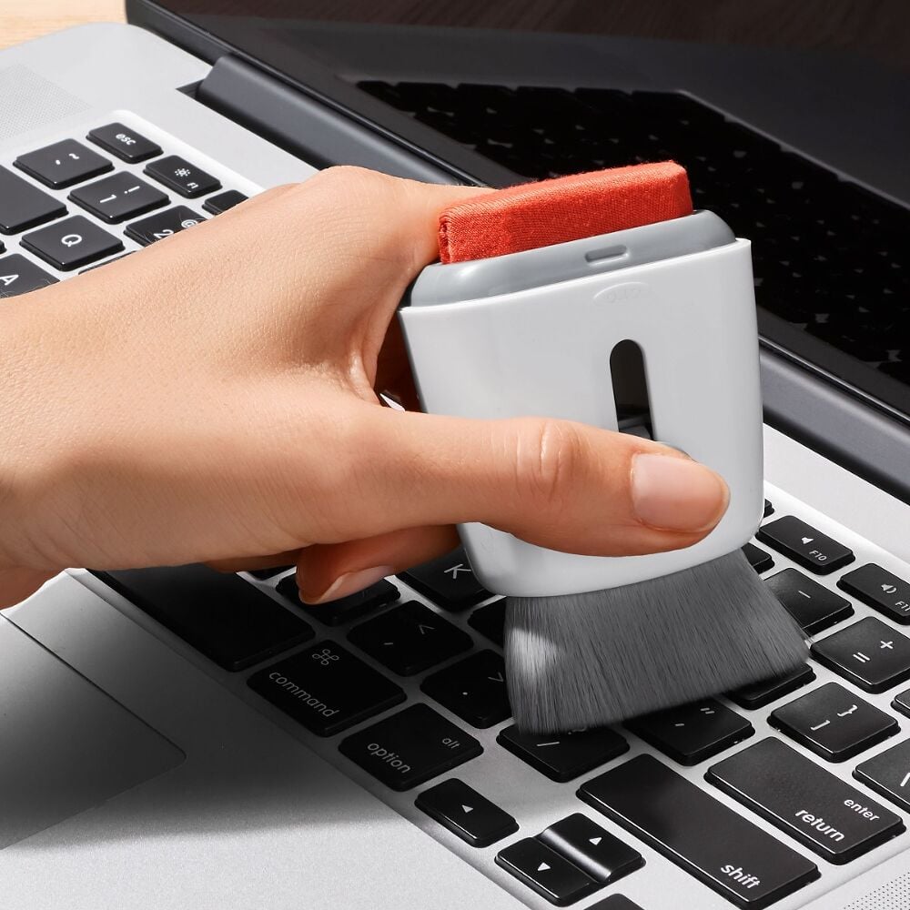 Sweep & Swipe Laptop Cleaner T5