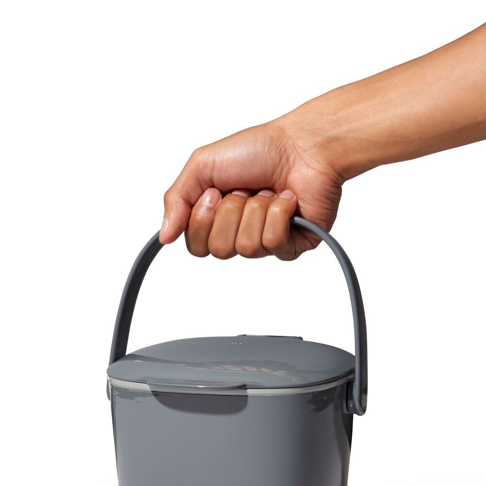 Easy-Clean Compost Bin - 0.75 Gal C2