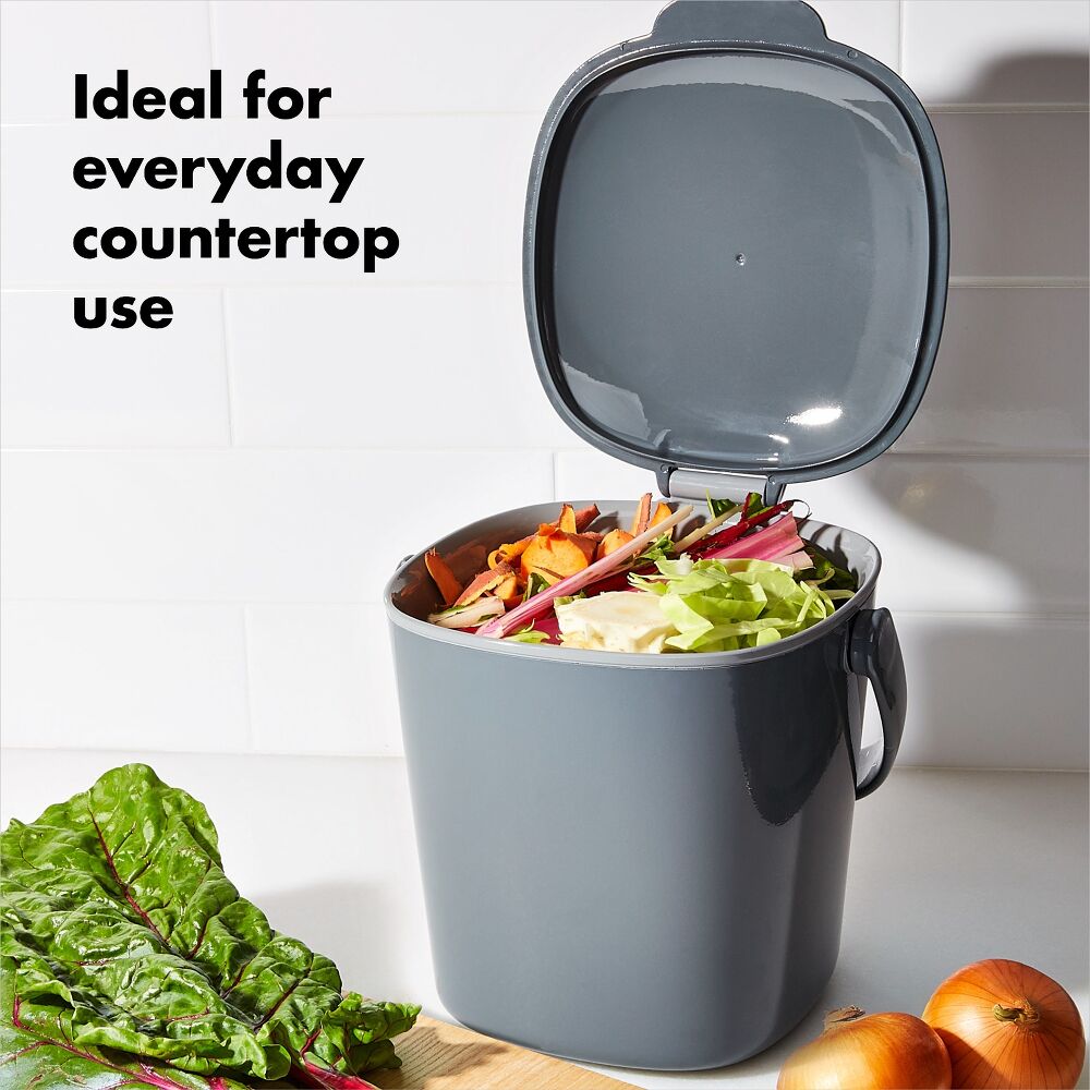 Easy-Clean Compost Bin - 0.75 Gal C2