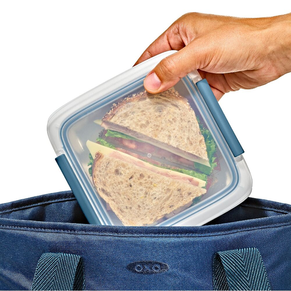 Prep & Go Slim Container with Removable Divider - 1.8 Cups/0.4 L Y4