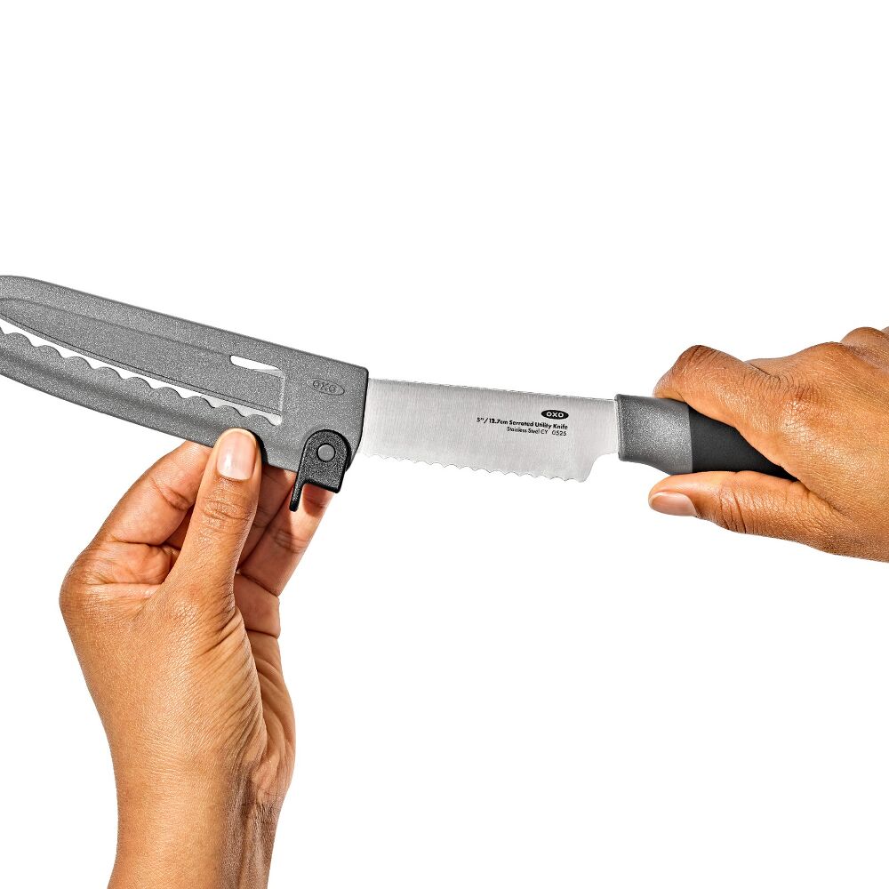 5 in Serrated Utility Knife with Locking Sheath I1