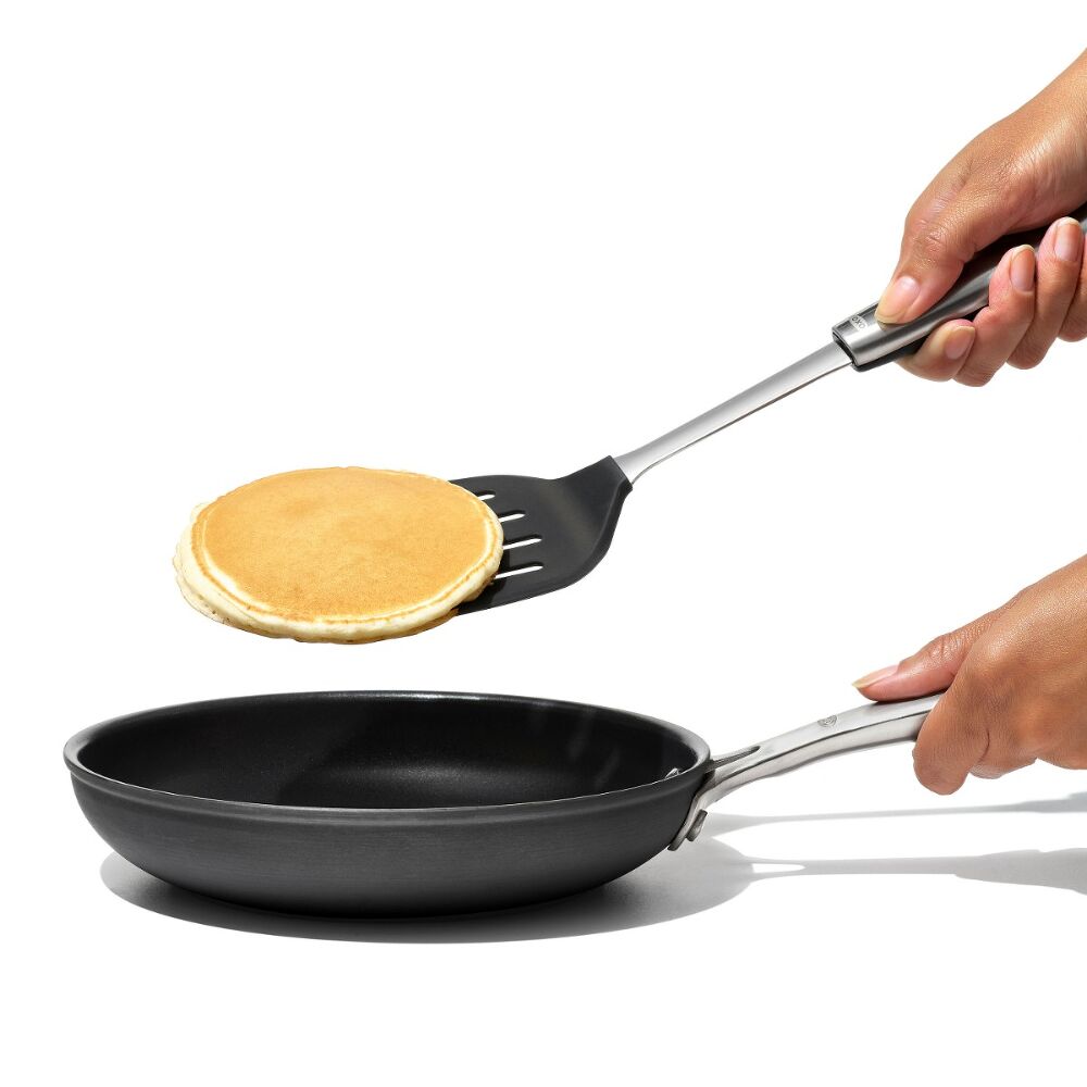 OXO Steel Silicone Flexible Turner D8