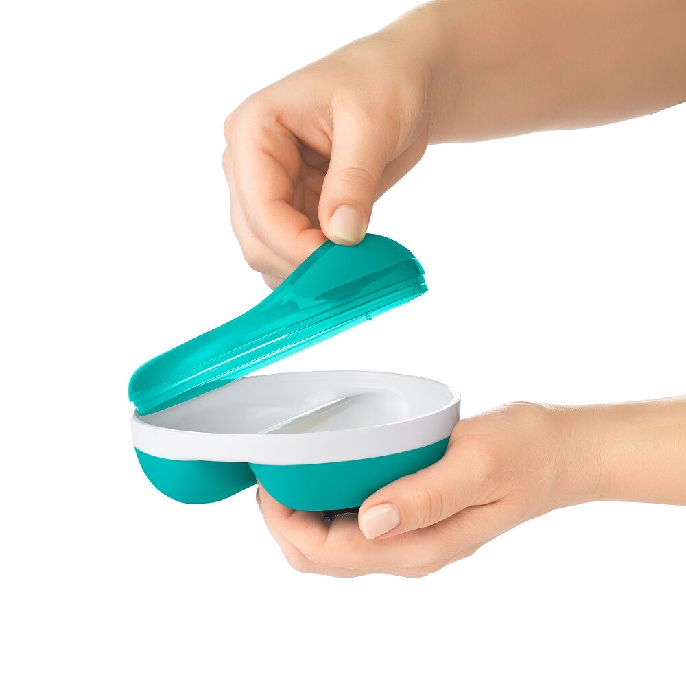 Divided Feeding Dish with Removable Ring A8