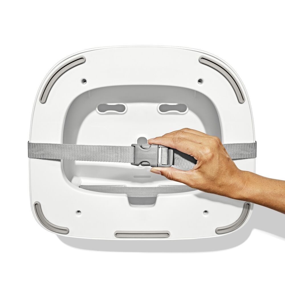 Nest Booster Seat with Removable Cushion P7