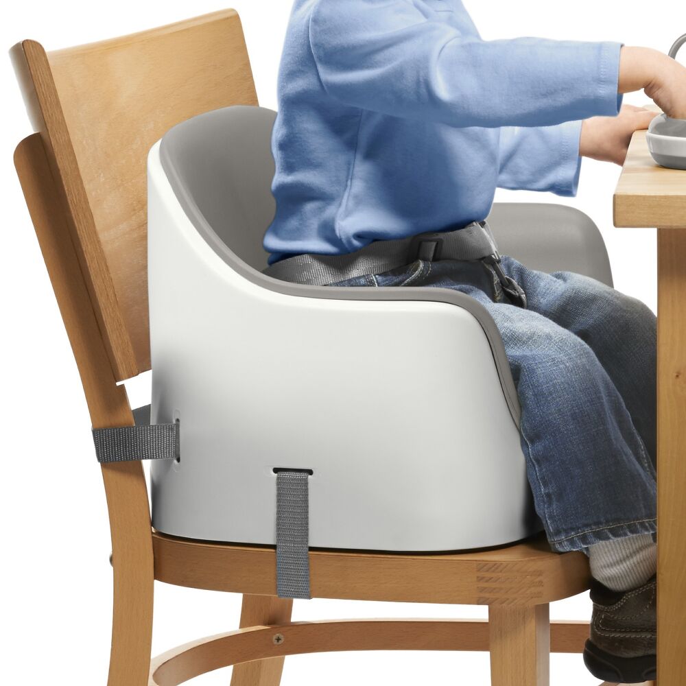 Nest Booster Seat with Removable Cushion P7