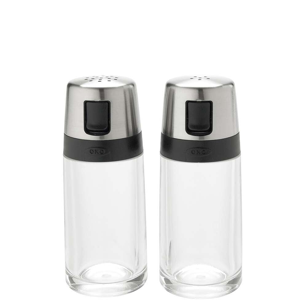 Simple Salt and Pepper Shaker Set E7