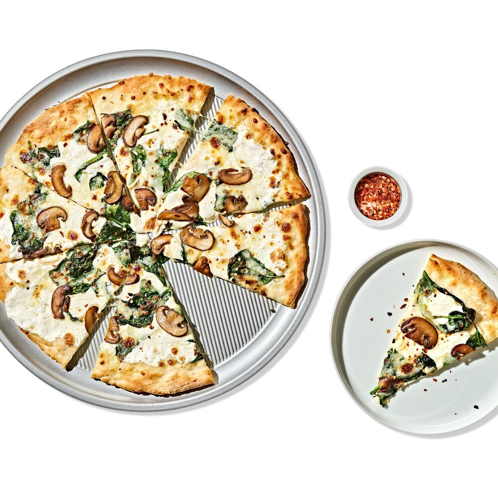 Non-Stick Pro Clear Coated 15in Pizza Pan B0