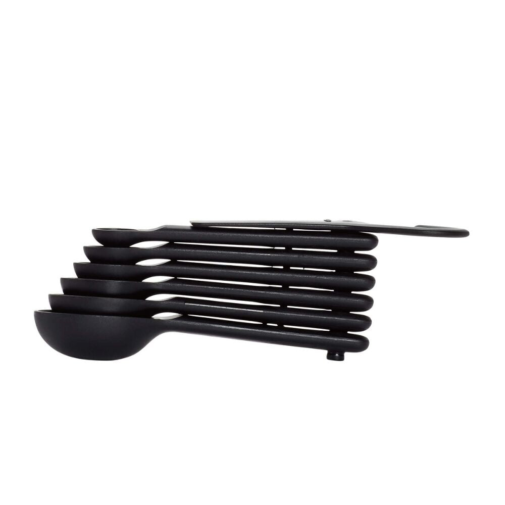 7 Piece Plastic Measuring Spoons - Black E1