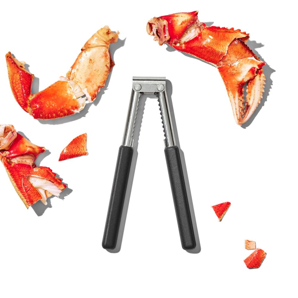 Seafood And Nut Cracker F8