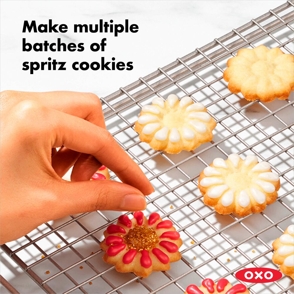 14-Piece Cookie Press Set E0