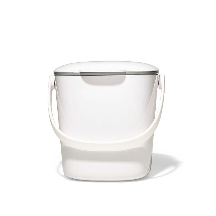 Easy-Clean Compost Bin - 0.75 Gal C2