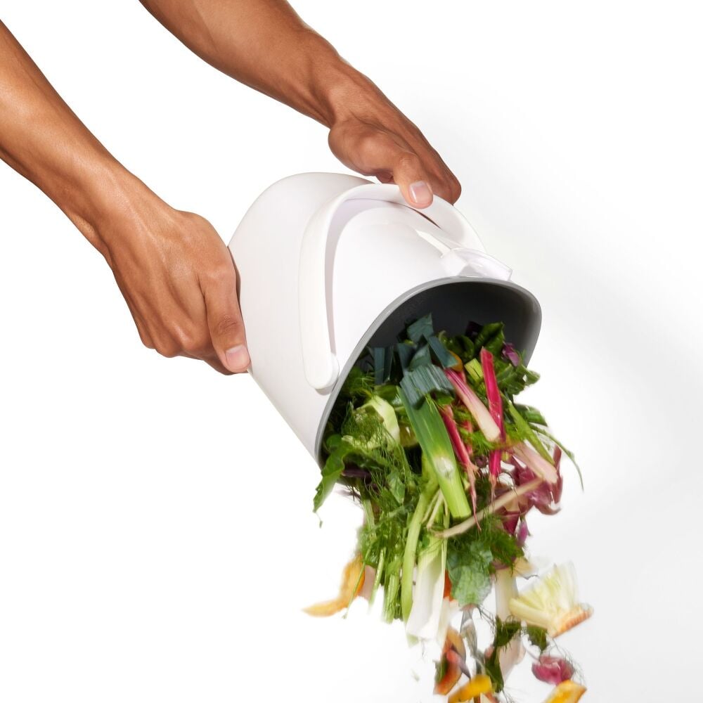 Easy-Clean Compost Bin - 0.75 Gal C2