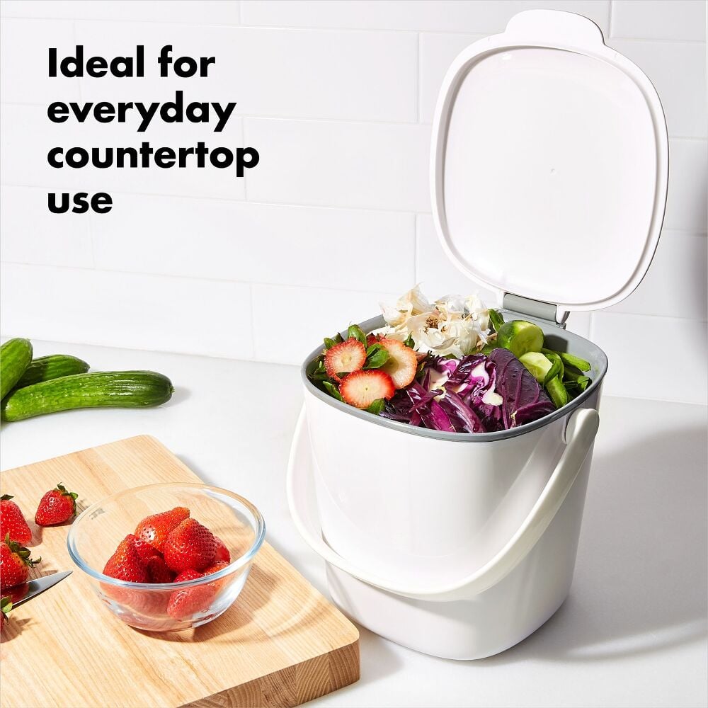 Easy-Clean Compost Bin - 0.75 Gal C2