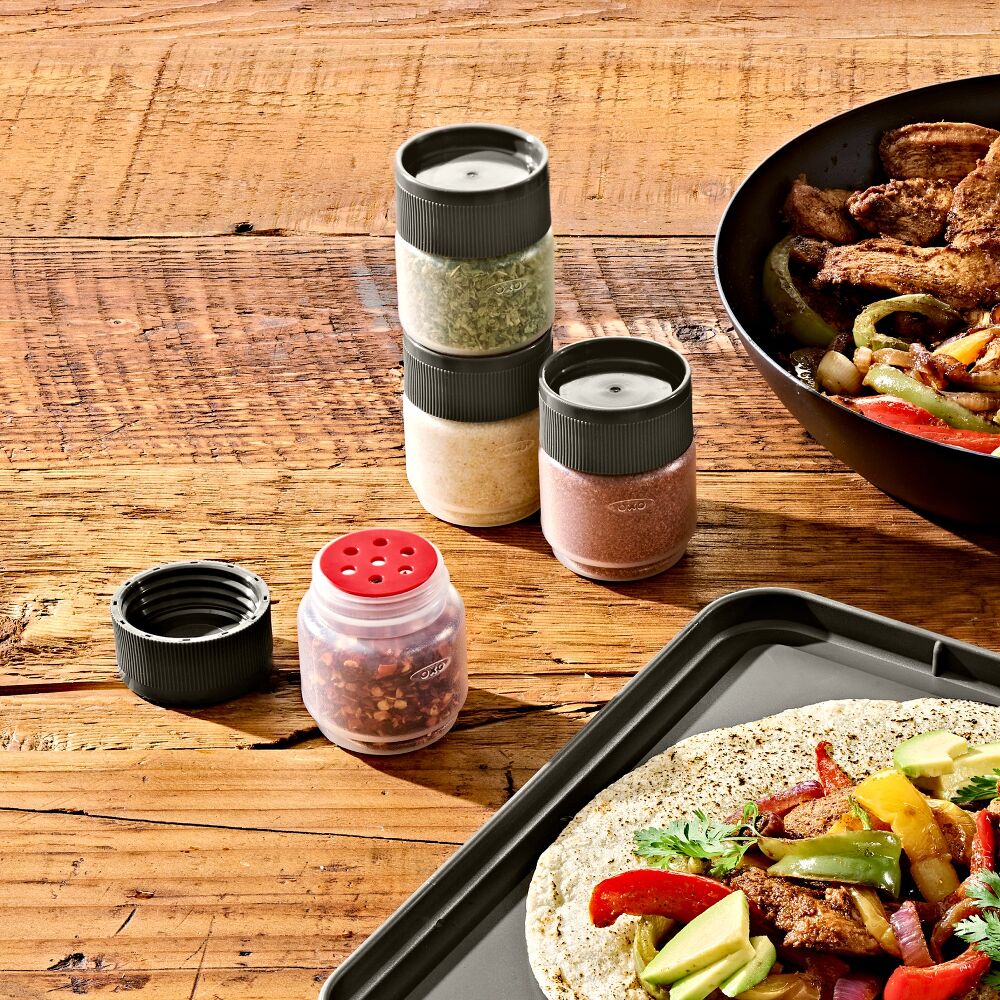 Outdoor 4-Piece Spice Shaker Set H3
