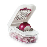 Vegetable Chopper with Easy-Pour Opening B2